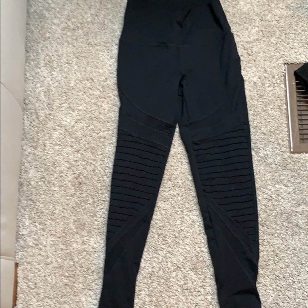 AERIE black leggings